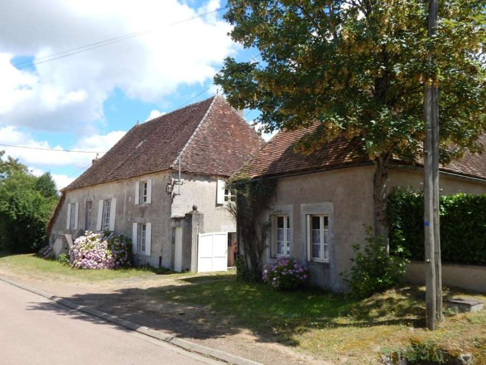 à vendre indépendant Châtillon-en-Bazois Bourgogne 1