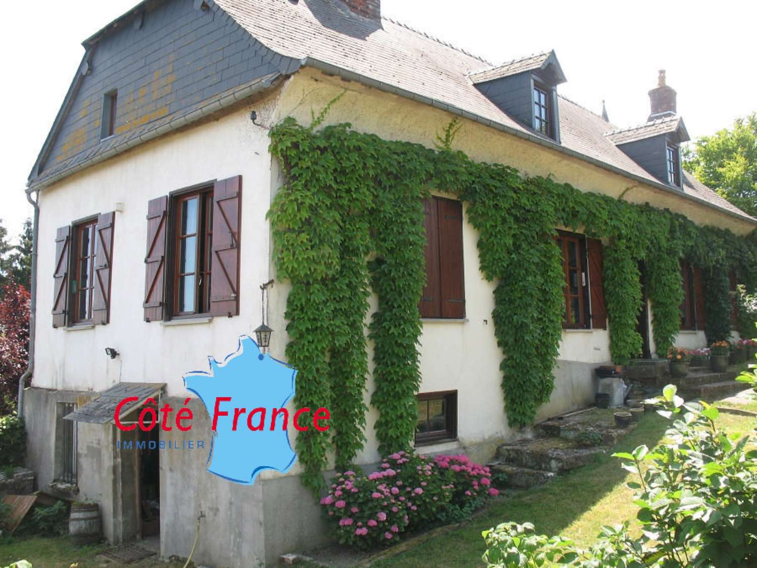 Nampcelles-la-Cour Aisne Haus Bild 4472732