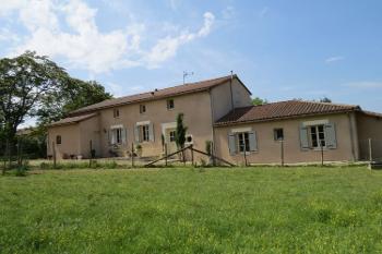 Saint-Sulpice-de-Ruffec Charente villa photo 4530347
