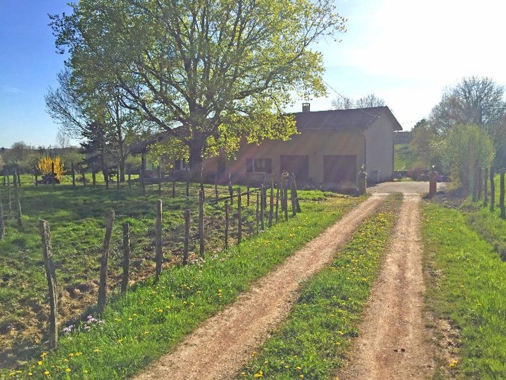 Varennes-Saint-Sauveur Saône-et-Loire huis foto 3460924