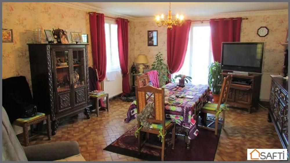 Pouant Vienne Haus Bild 3463036