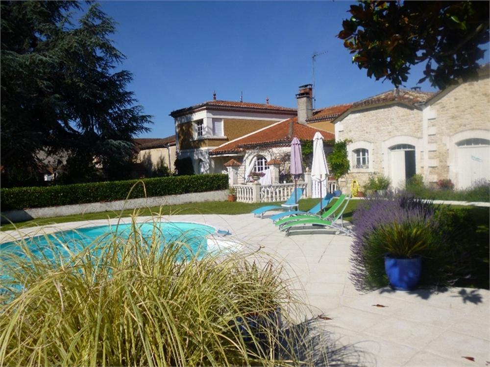 Châteauneuf-sur-Charente Charente ferme photo 3624753