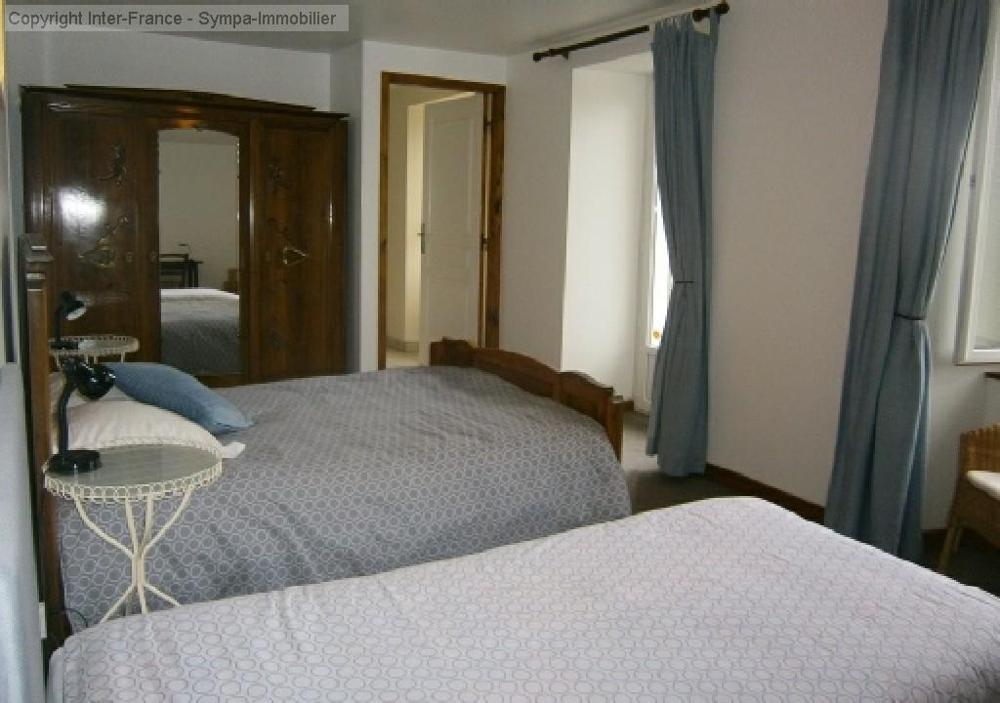 gîtes/ chambres d'hôtes à vendre Decazeville, Aveyron (Midi-Pyrénées) photo 7