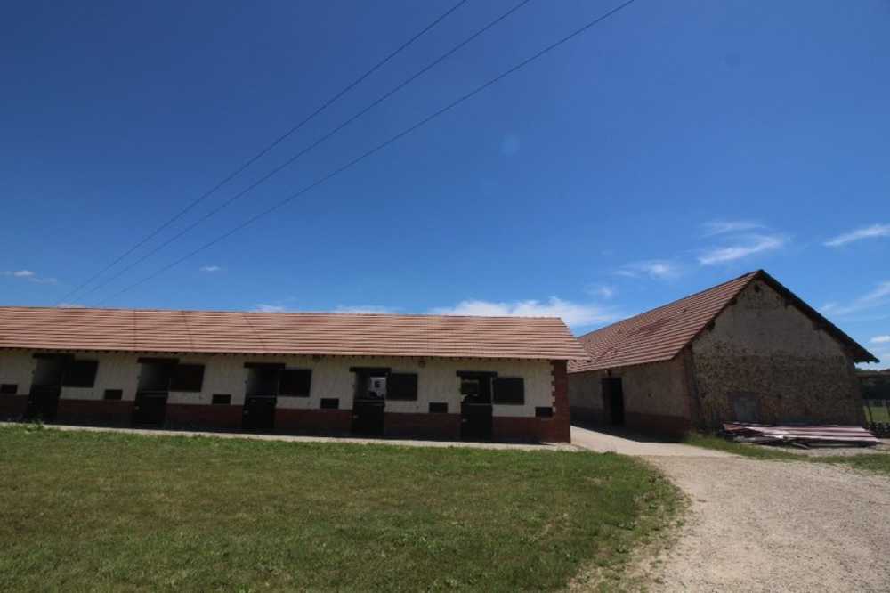 Charny Yonne house picture 3791117