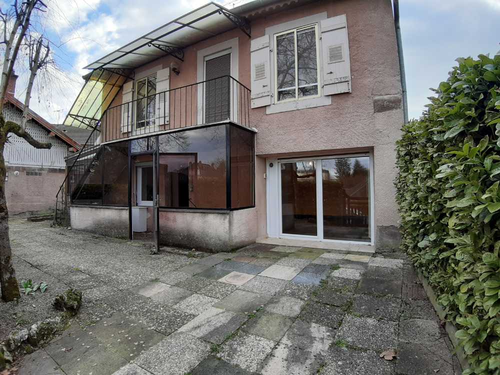 Luxeuil-les-Bains Haute-Saône Haus Bild 3764224
