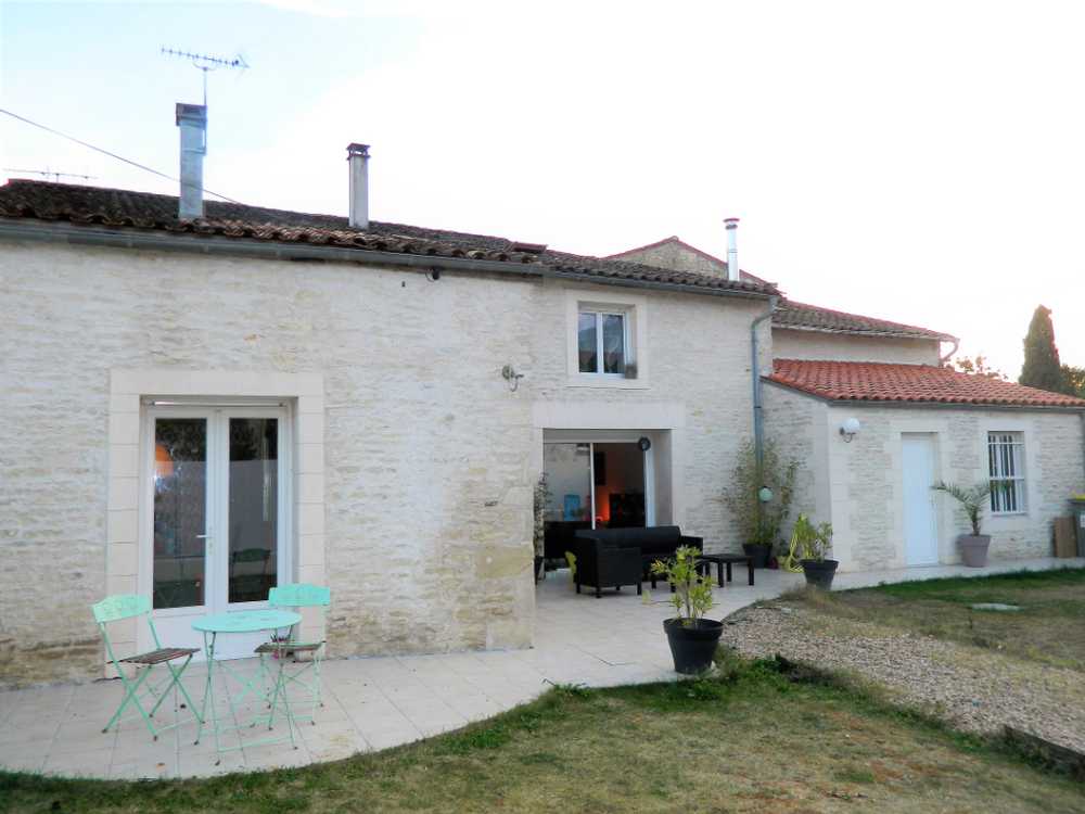 Épannes Deux-Sèvres Haus Bild 3765346
