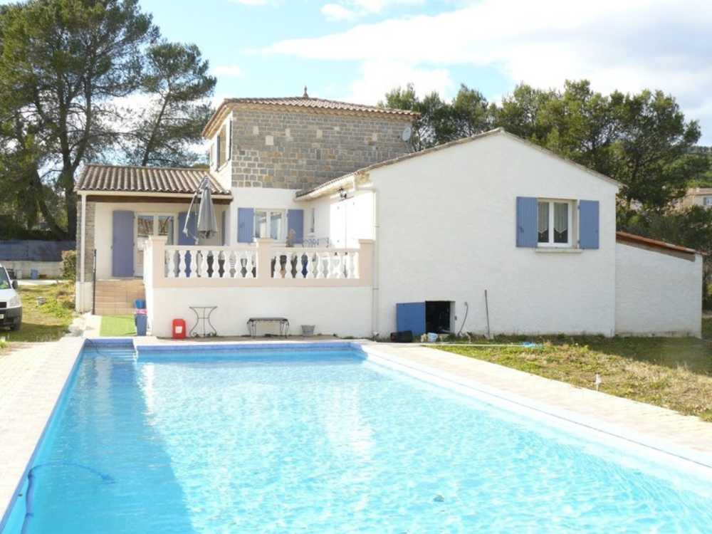 Cannes-et-Clairan Gard Bauernhof Bild 3863059