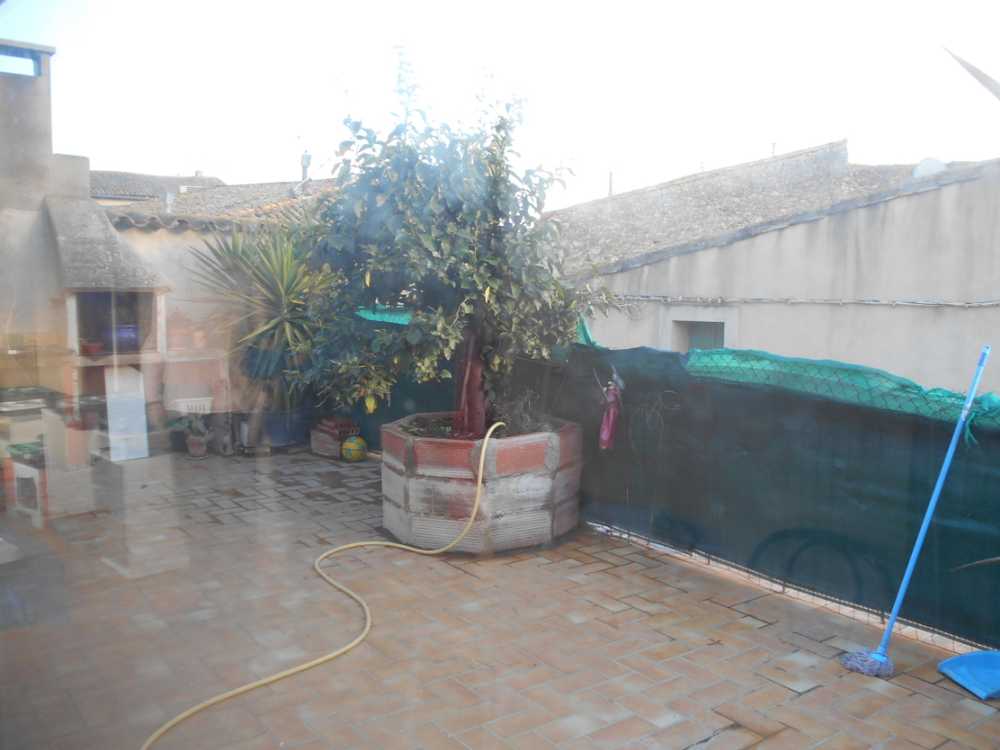 Nézignan-l'Évêque Hérault Haus Bild 3764042
