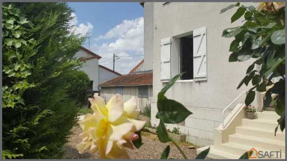 Civray-sur-Esves Indre-et-Loire huis foto 3798186