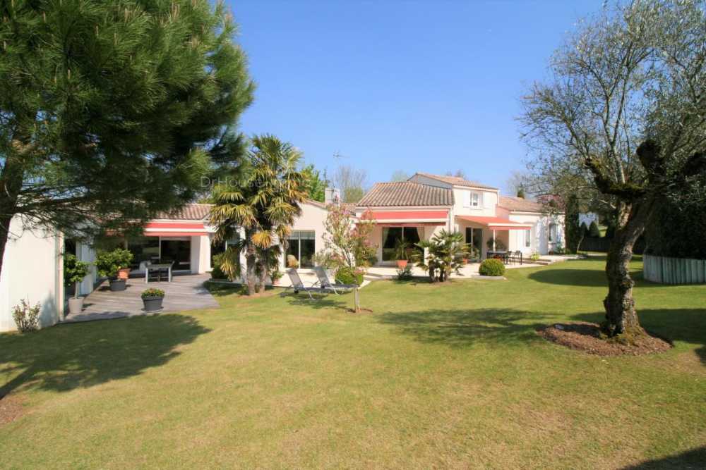 Fontenay-le-Comte Vendée villa picture 3863631