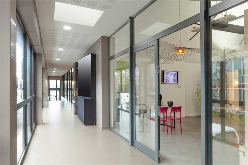 Besançon Doubs commercial picture 3870084