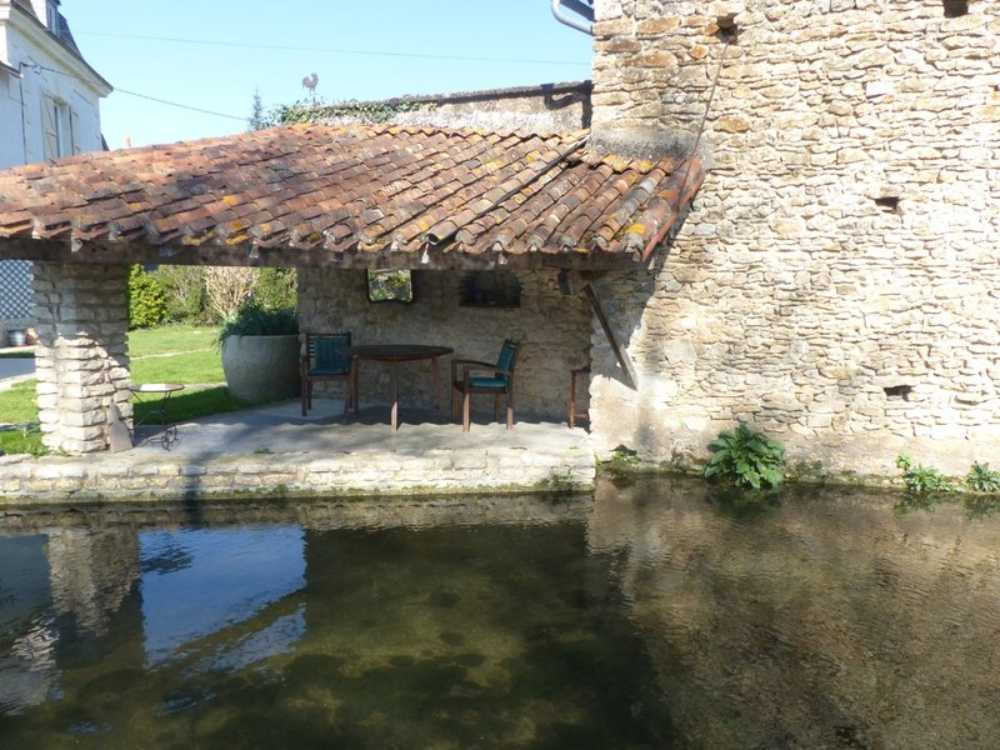 Neuville-De-Poitou Vienne maison photo 3823072