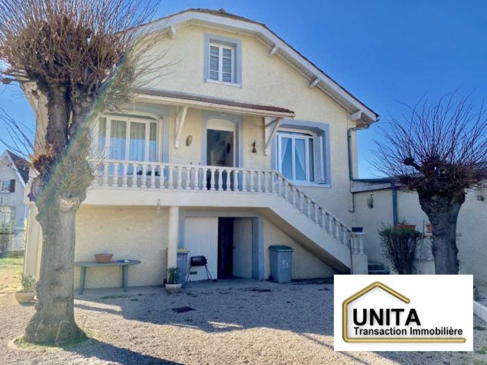 Sury-le-Comtal Loire huis foto 3951463