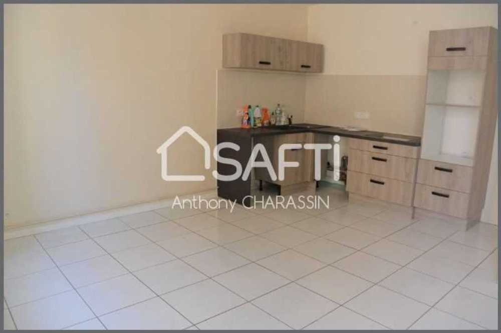 à vendre appartement Saint-Just-sur-Loire Rhône-Alpes 1