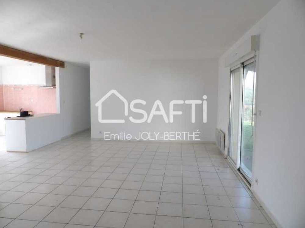Saint-Jean-sur-Erve Mayenne huis foto 4077229