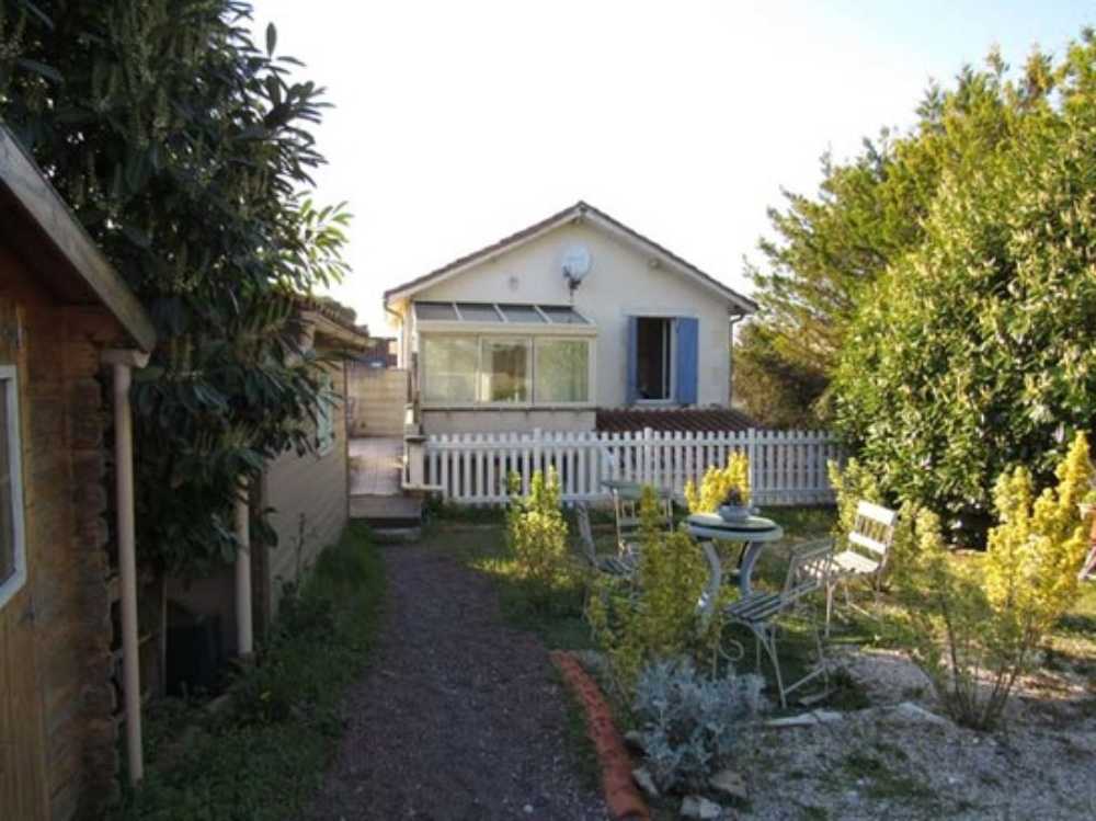 Saint-Jean-d'Angély Charente-Maritime huis foto 4088665