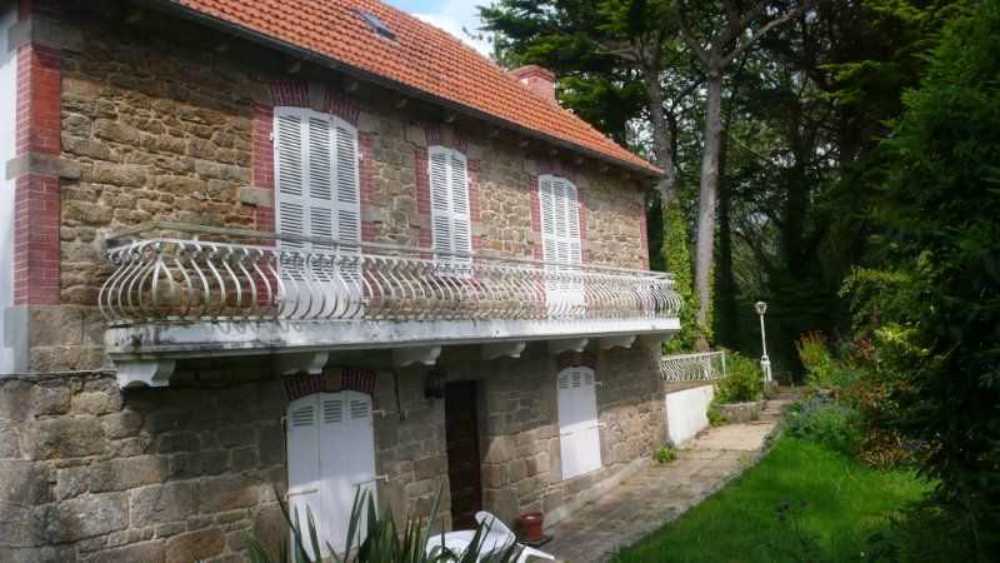 Lannion Côtes-d'Armor huis foto 4083119
