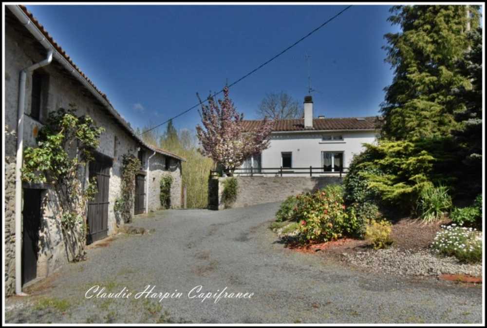 Parthenay Deux-Sèvres huis foto 4091778