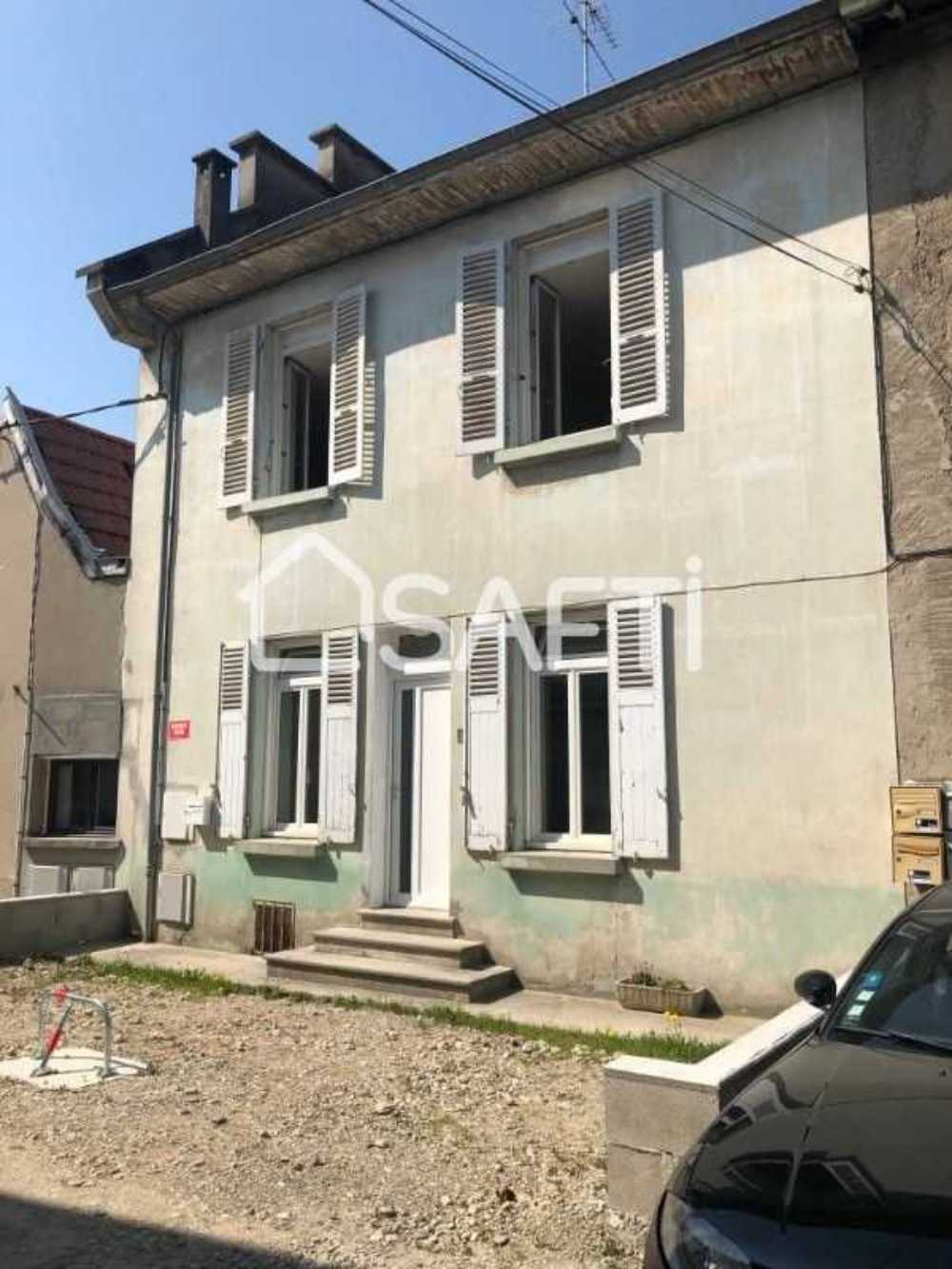 Saint-Clair-de-la-Tour Isère huis foto 4078060
