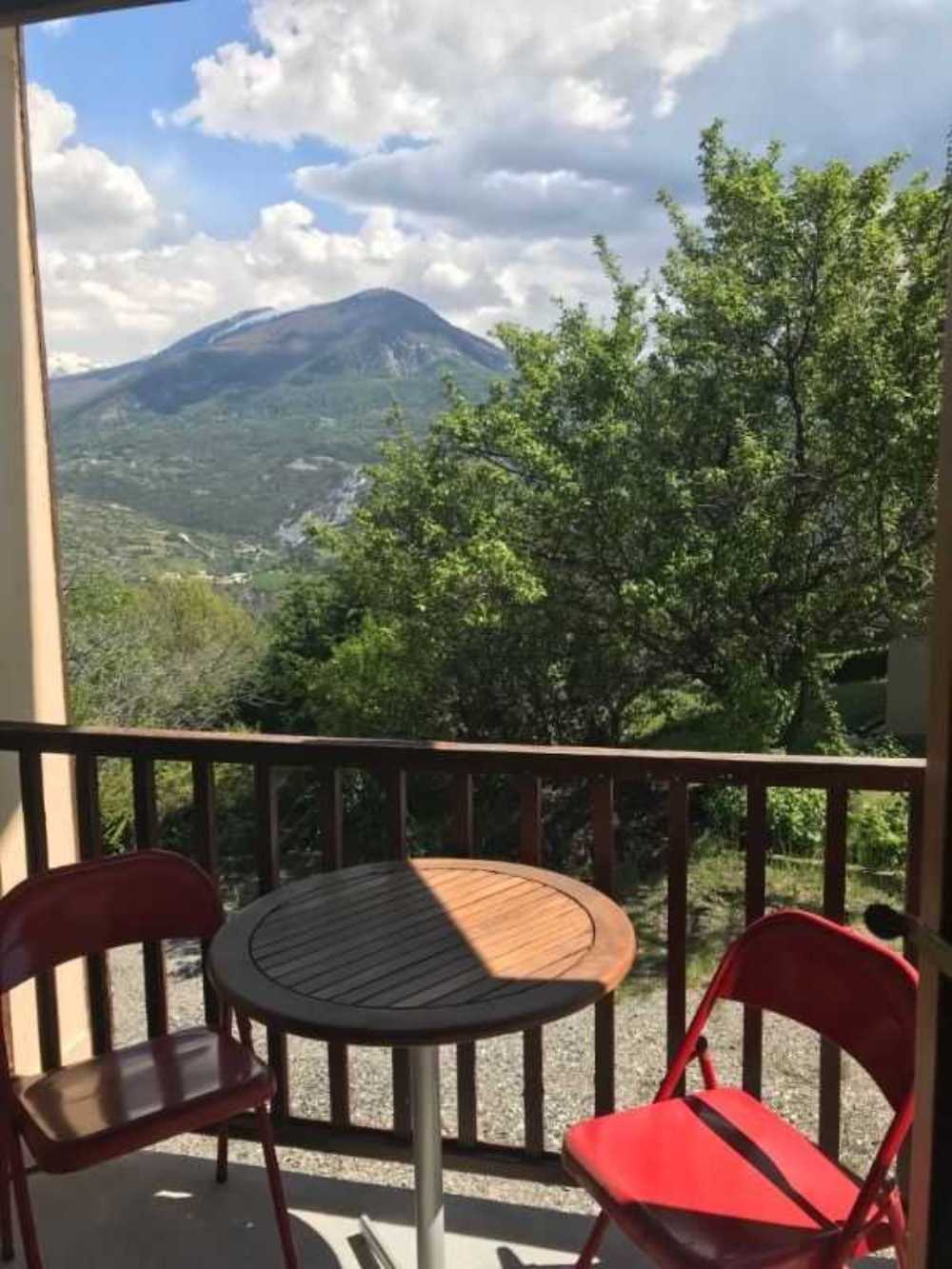 Embrun Hautes-Alpes appartement photo 4084095