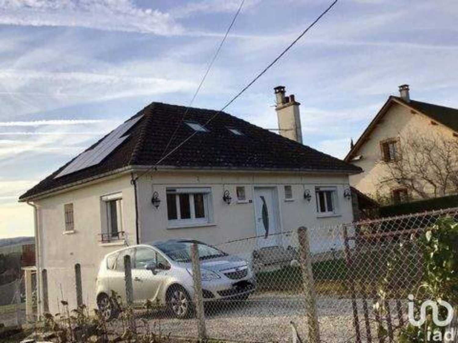 Auxerre Yonne huis foto 4141899