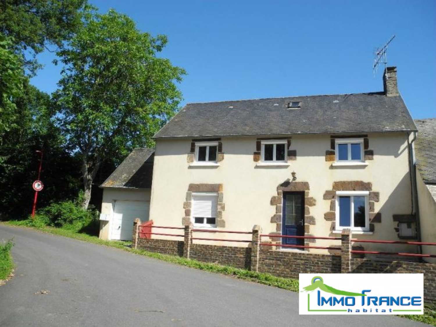 Sillé-le-Guillaume Sarthe huis foto 4181613