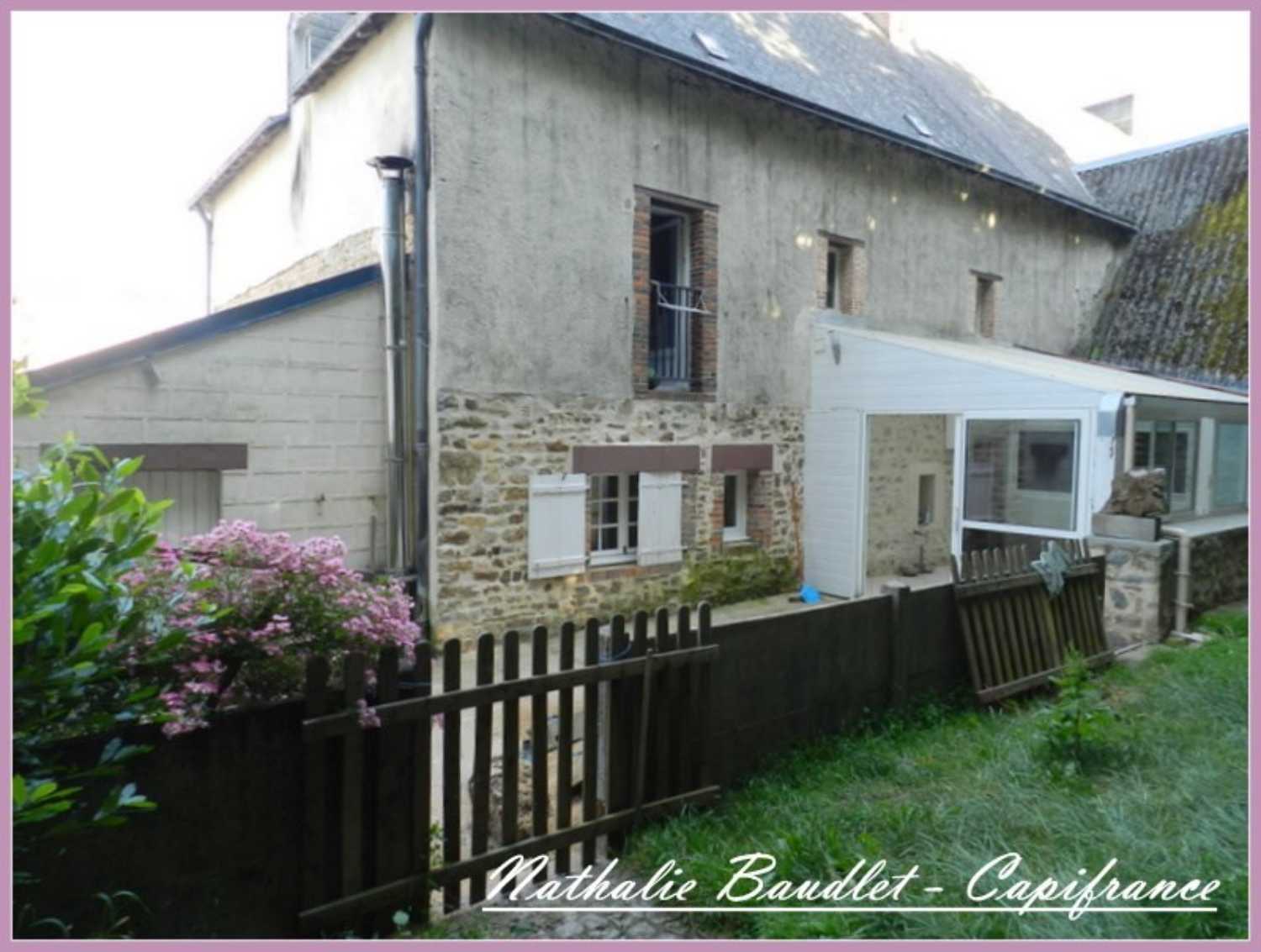 Saint-Jean-sur-Erve Mayenne huis foto 4139644