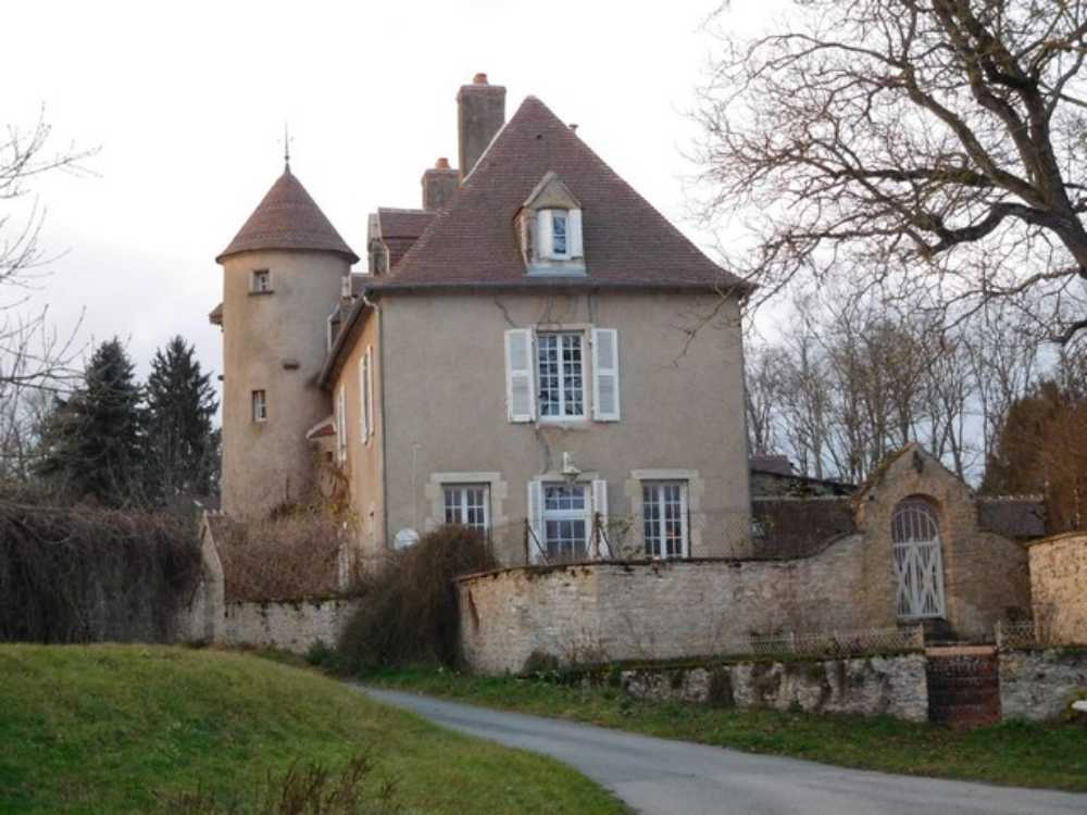 Decize Nièvre Haus Bild 4237526