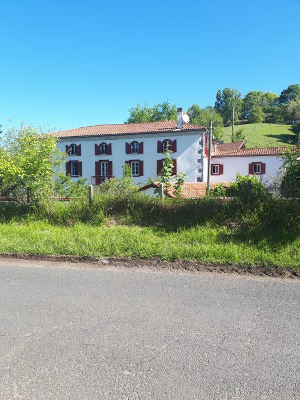 Cambo-les-Bains Pyrénées-Atlantiques huis foto 4256357