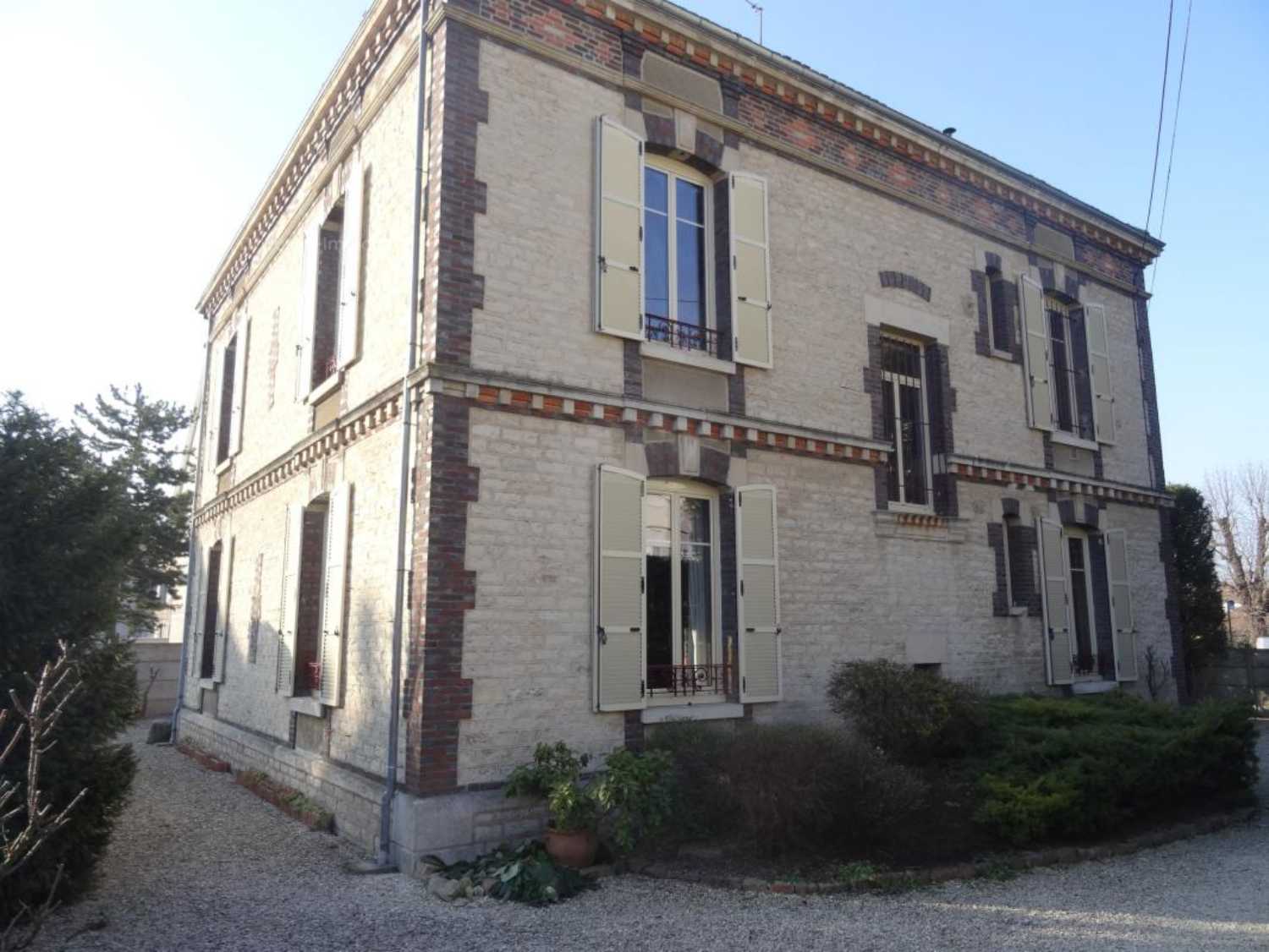 Troyes Aube mansion picture 4248338