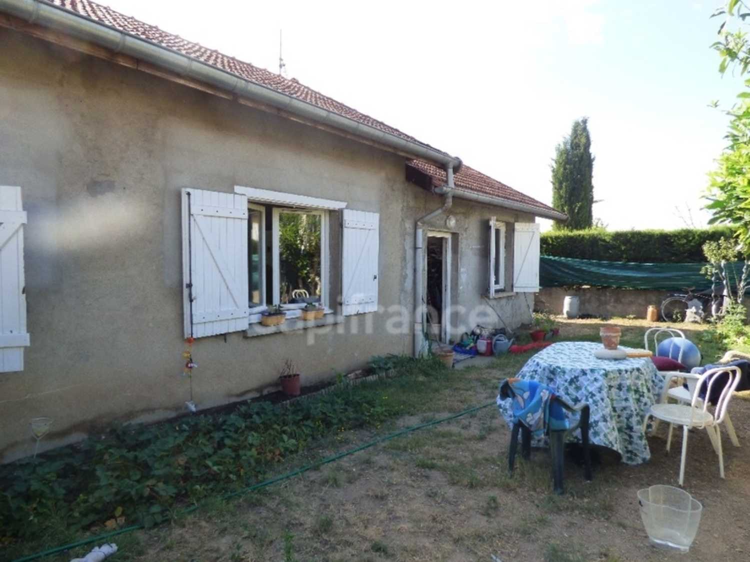 Perreux Loire huis foto 4257411