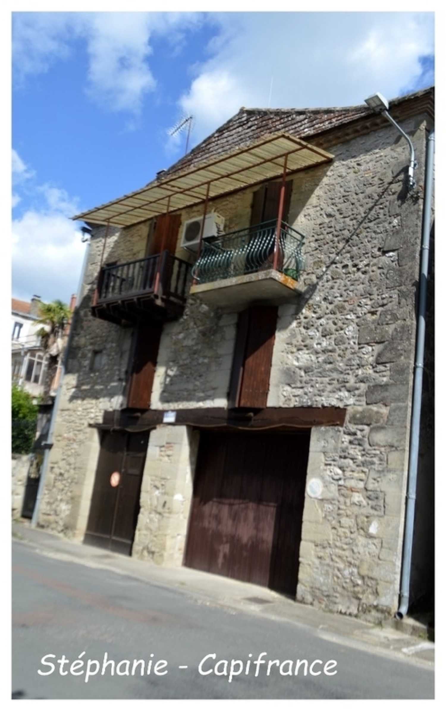 Monbahus Lot-et-Garonne dorpshuis foto 4257424