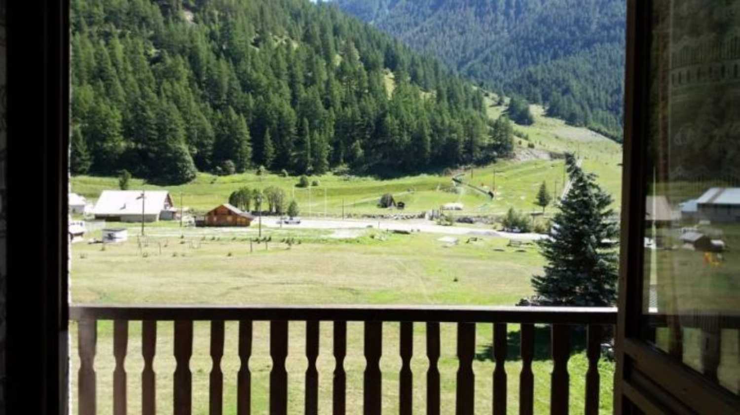 Aiguilles Hautes-Alpes apartment picture 4244371