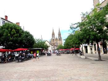 Moulins Allier commercial picture 5288185