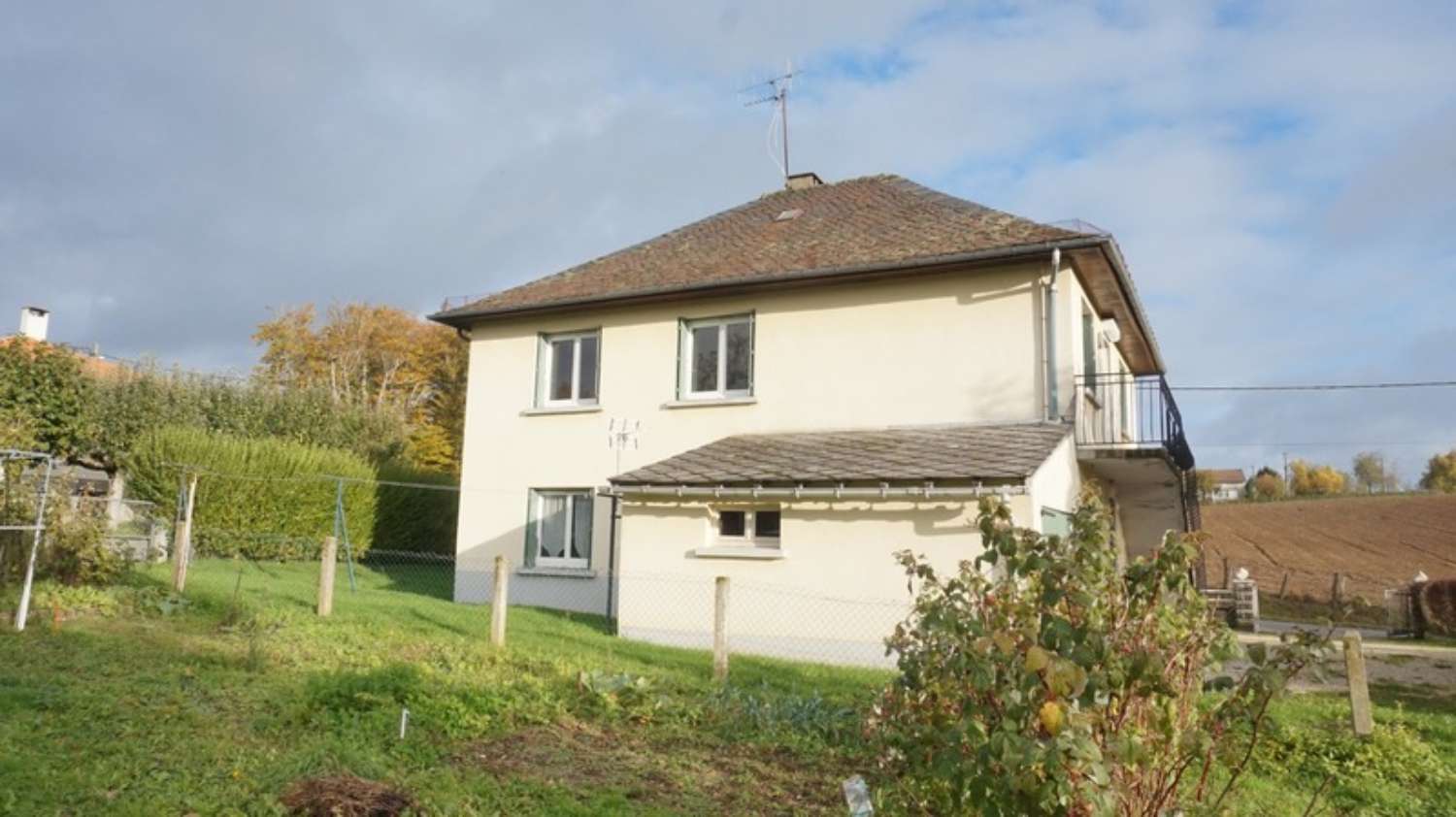 Arpajon-sur-Cère Cantal maison photo 4690276