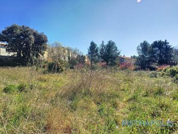 Milhaud Gard terrain picture 4703793