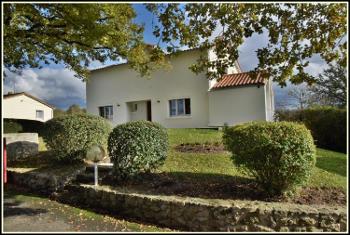 Parthenay Deux-Sèvres maison photo 4691106