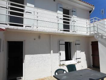 La Brée-les-Bains Charente-Maritime village house picture 4690981