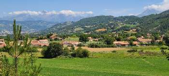 Gap Hautes-Alpes terrain picture 5435519