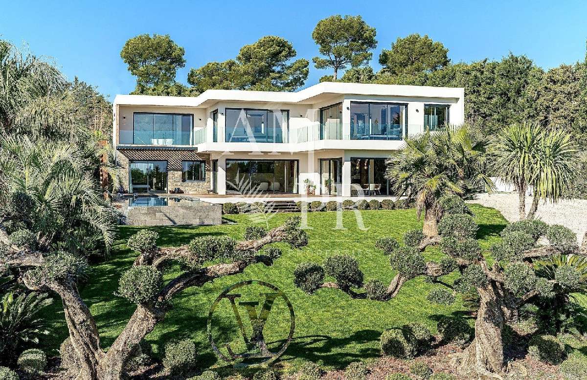  for sale villa Mougins Alpes-Maritimes 3