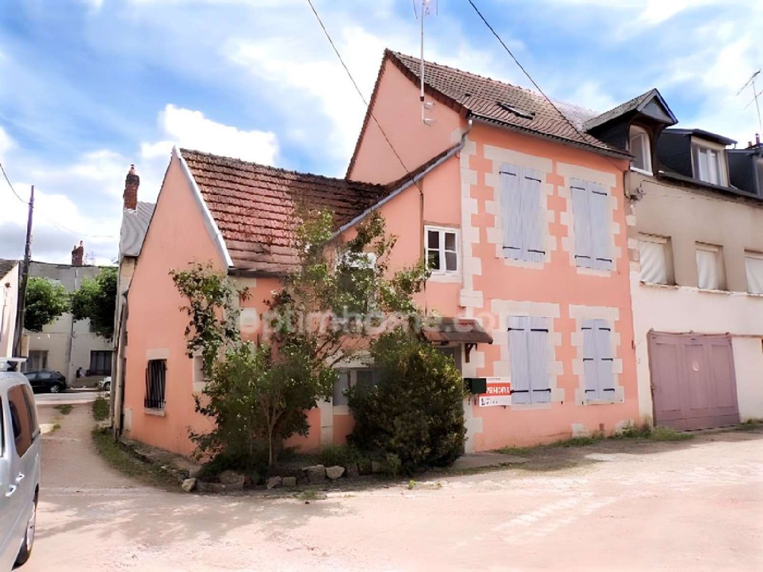  for sale city house Briare Loiret 1