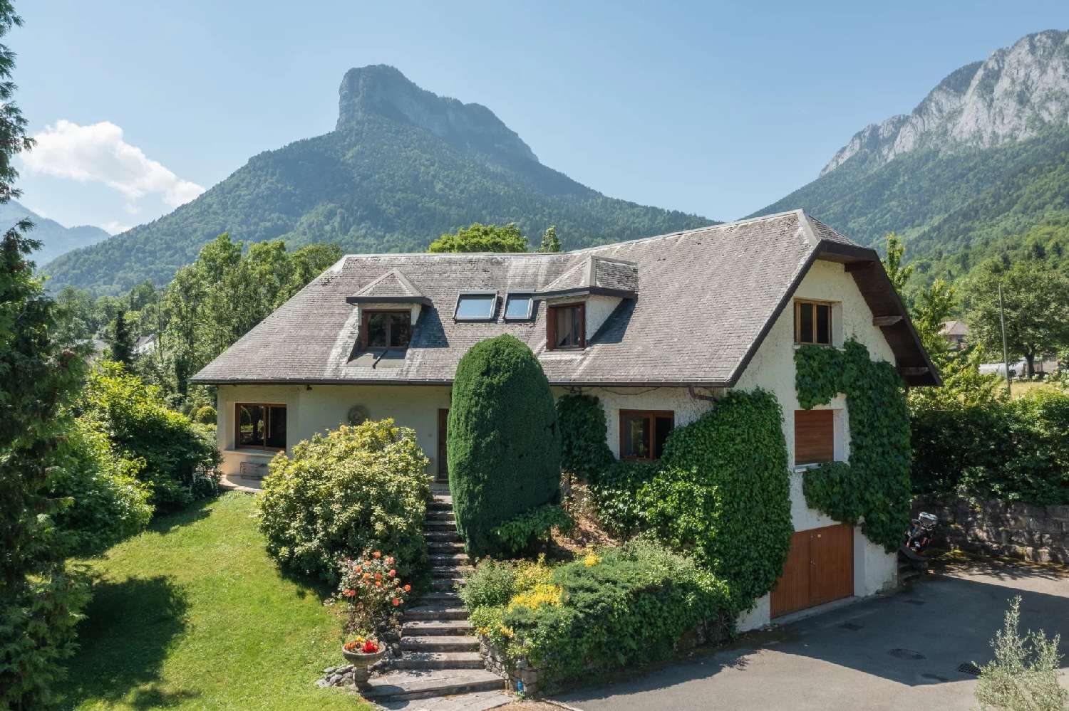  te koop villa Lathuile Haute-Savoie 2