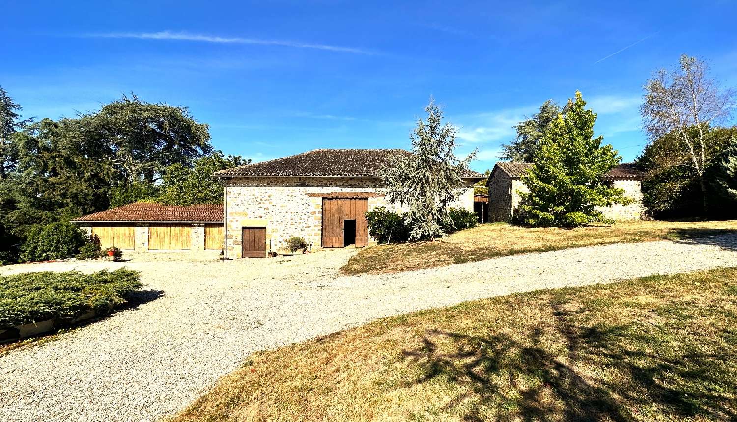  for sale house Confolens Charente 3