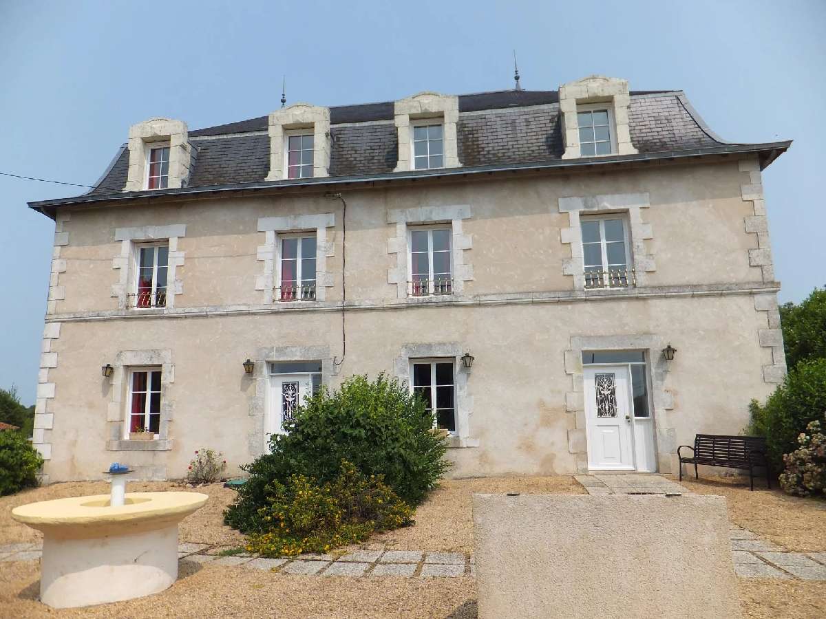  à vendre maison Saint-Saud-Lacoussière Dordogne 3