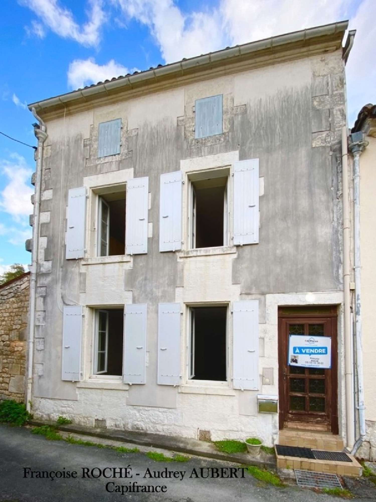  à vendre maison de village Taillebourg Charente-Maritime 4