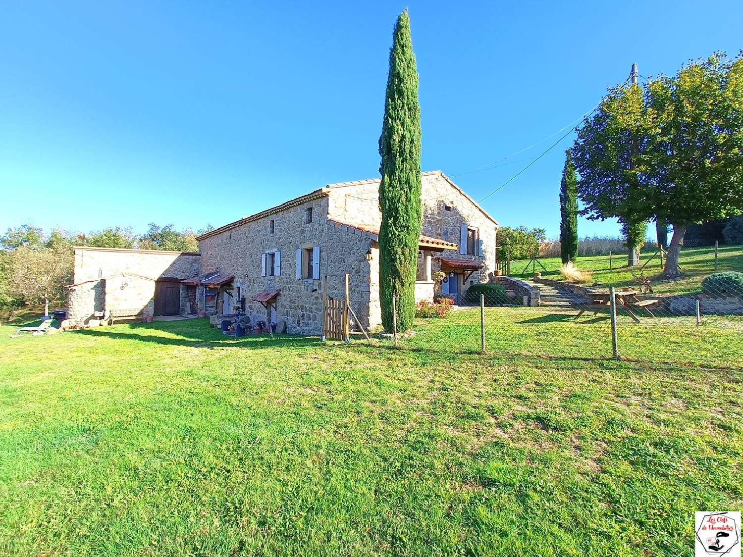  te koop huis Étables Ardèche 2