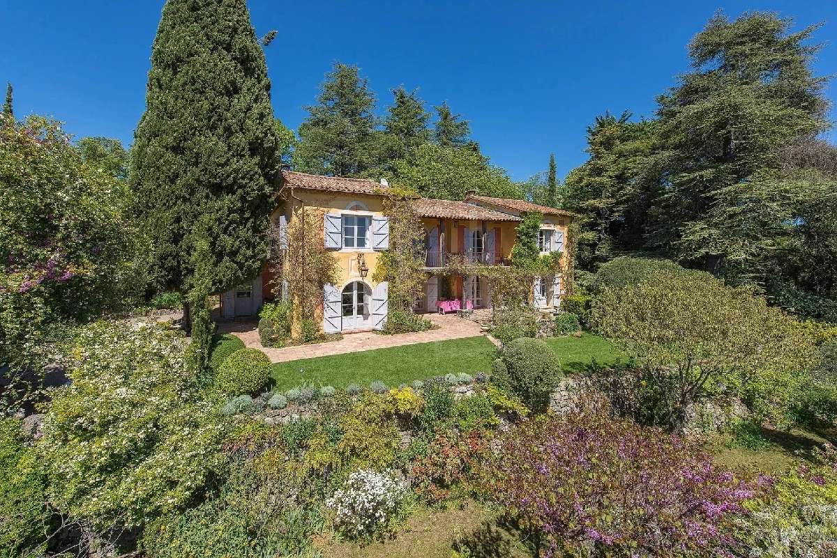  for sale house Châteauneuf-Grasse Alpes-Maritimes 1