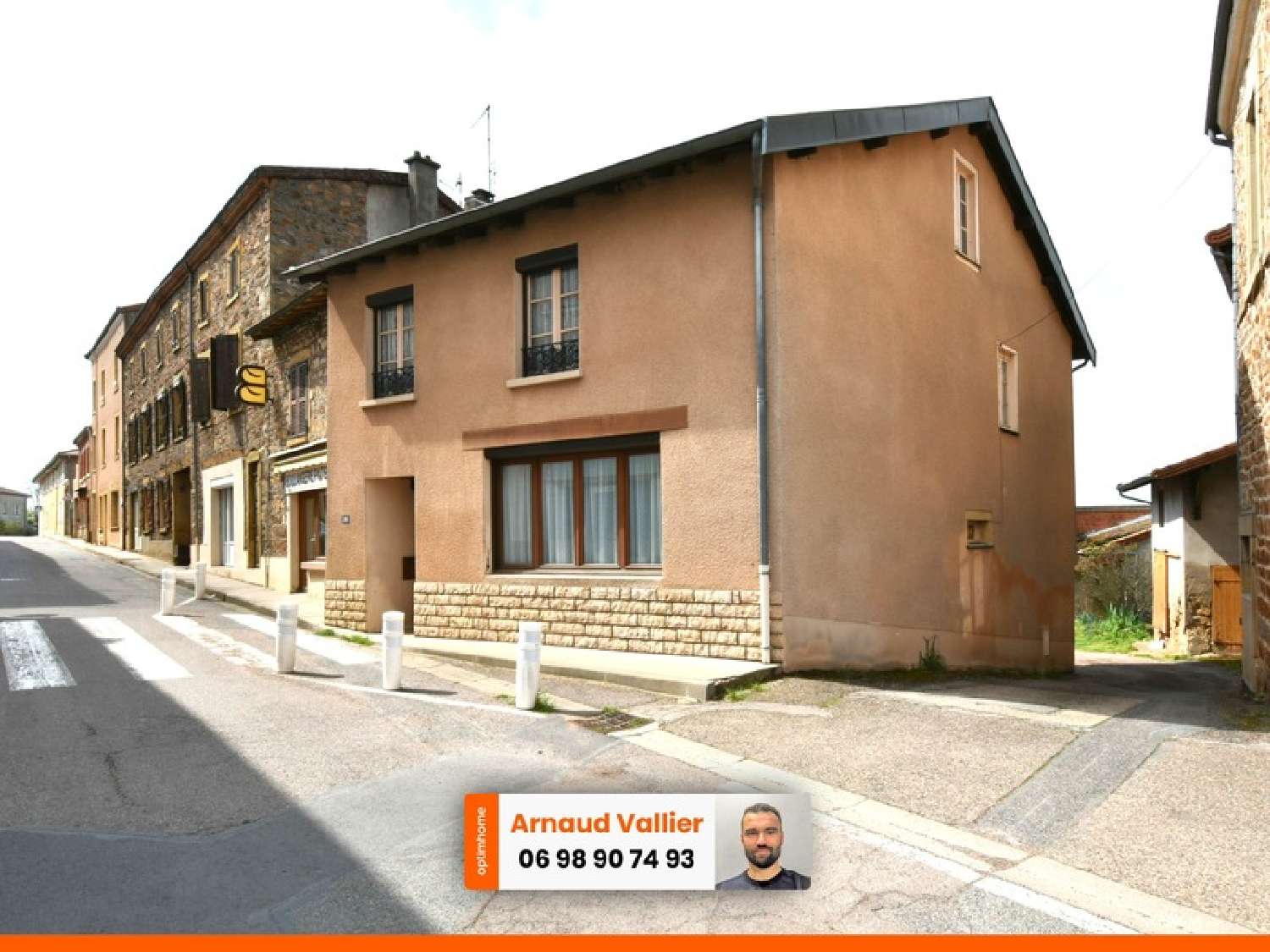  te koop huis Coutouvre Loire 1
