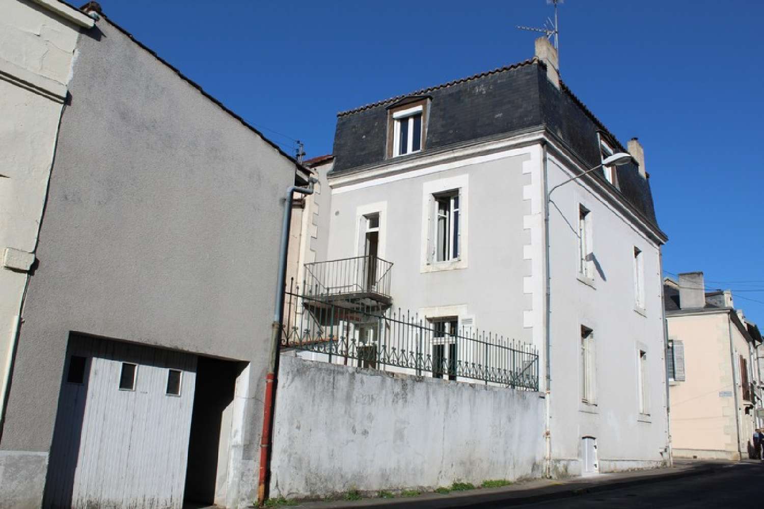  te koop stadshuis Périgueux Dordogne 2