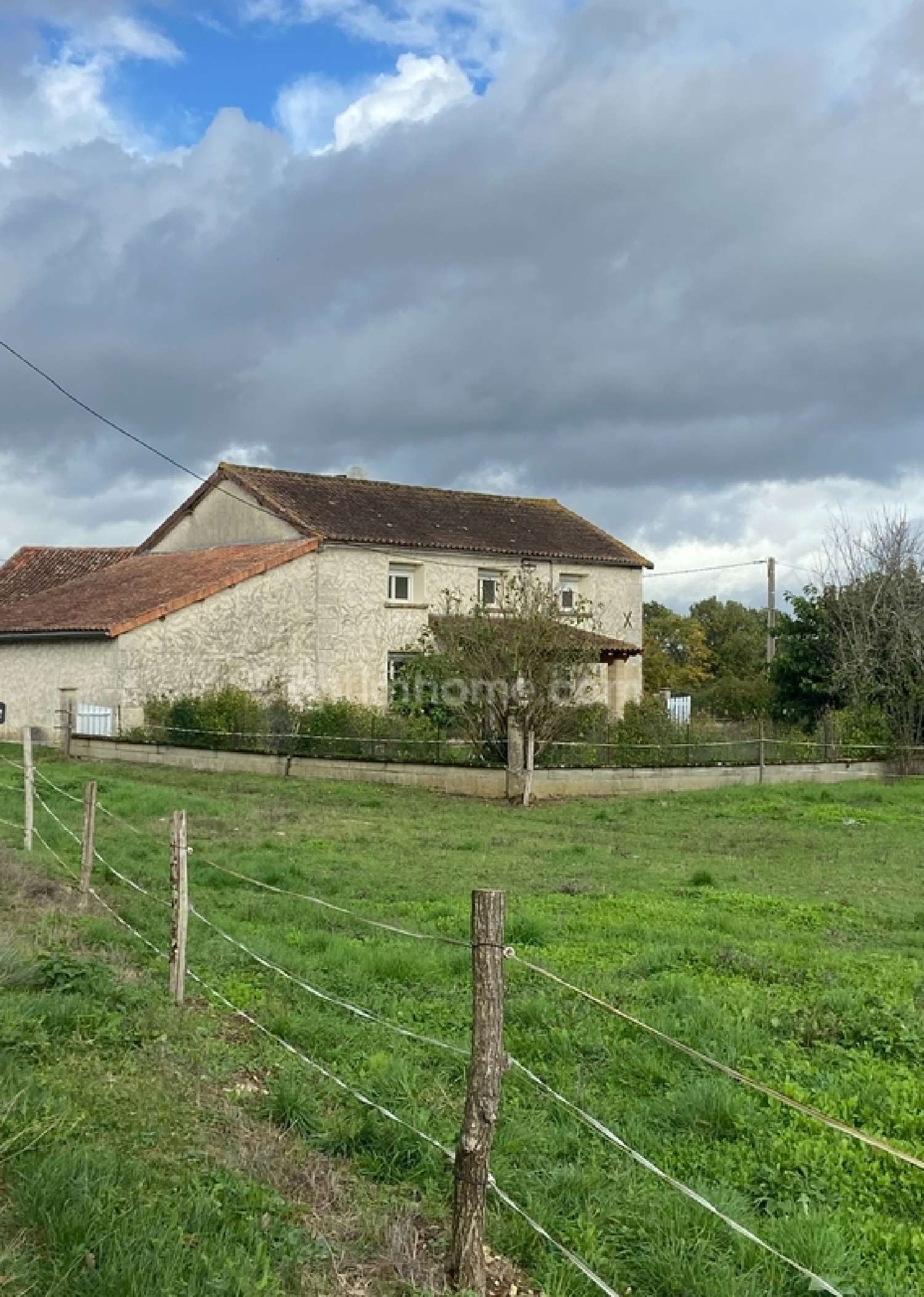  for sale house Bunzac Charente 2